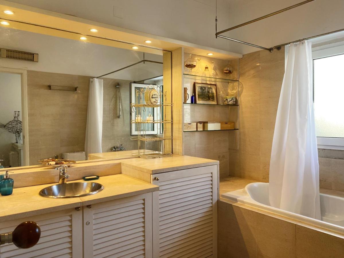 Casa Das Boganvilias - Moradia Com Jardim ลิสบอน ภายนอก รูปภาพ